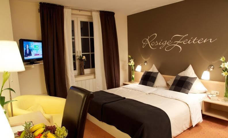Parkhotel - Rosarium Uetersen Ngoại thất bức ảnh